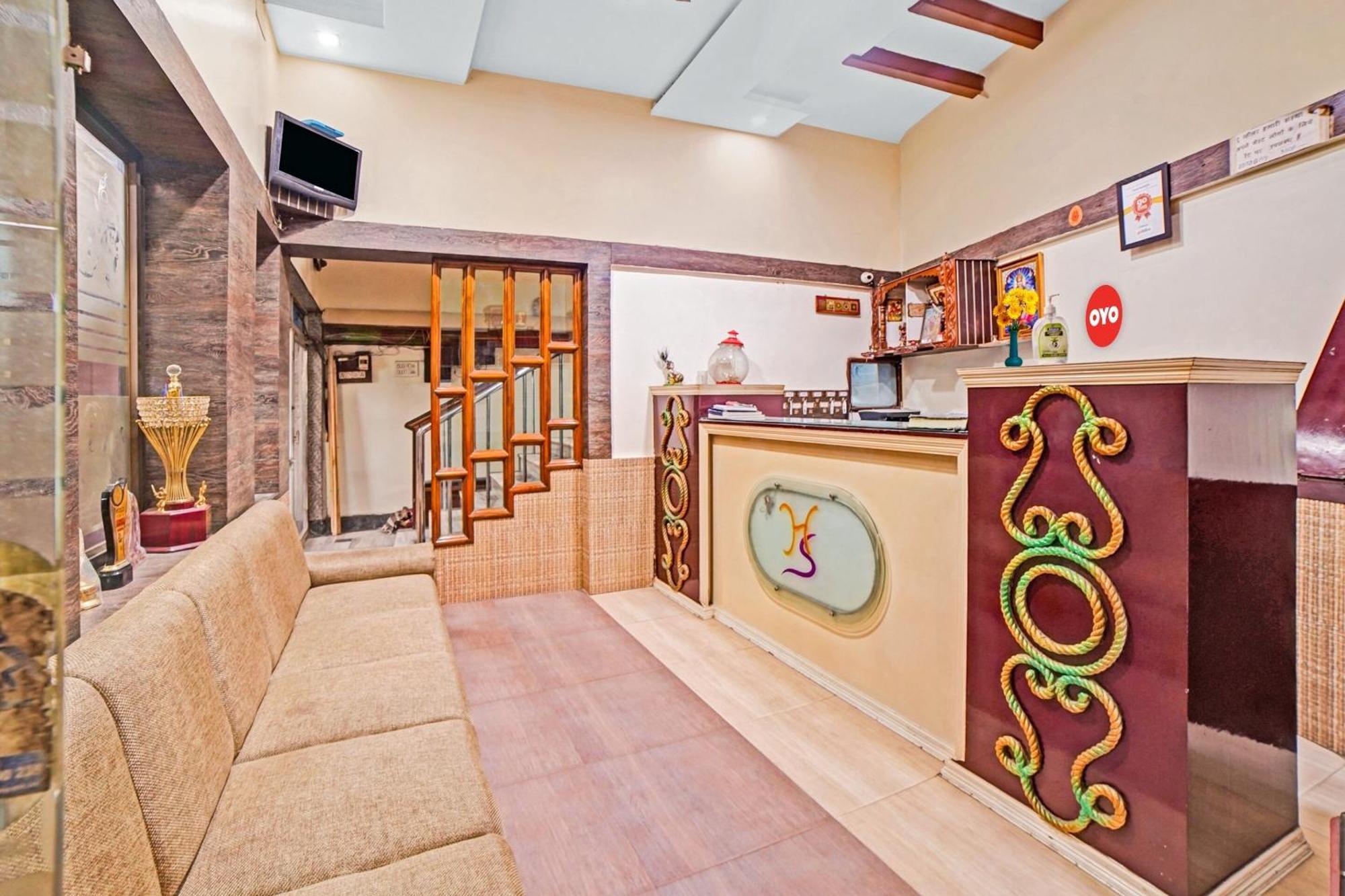 OYO 80612 Hotel Sandeep Rāipur Eksteriør billede